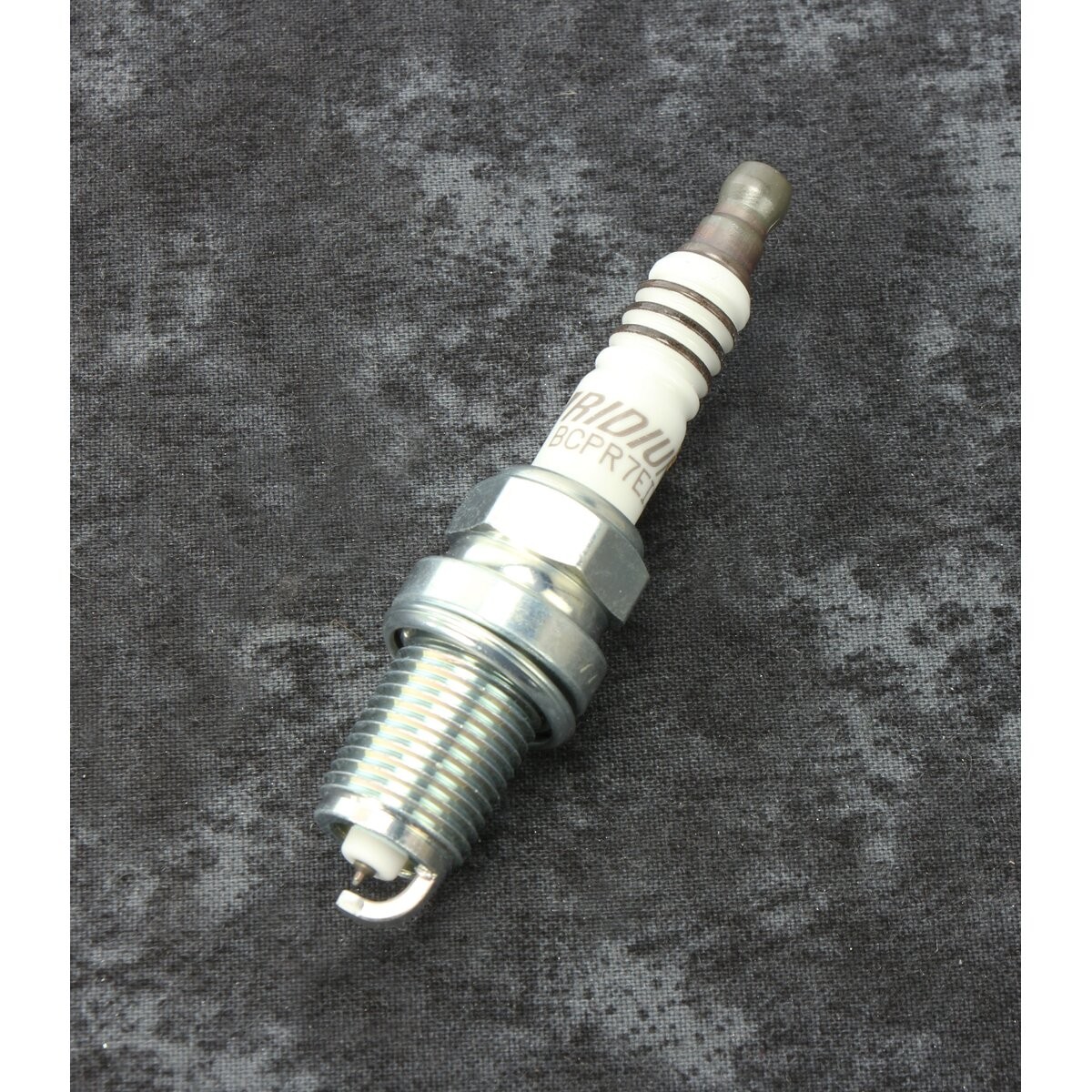 NGK BCPR7EIX Iridium Spark Plug - 5690
