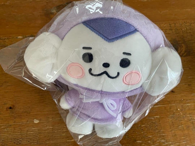 ITZY リュジン RYUJIN ぬいぐるみS WDZY 新品 未開封 レア SK JAPAN ITZY TUK Plush Pouch WDZY LINE FRIENDS Official