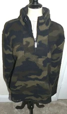 PINK Victoria's Secret Camouflage Camo Fleece Pullover Jacket Size LARGE NWT