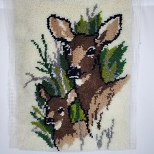 Vintage Handmade Doe Deer Fawn Hook Latch Rug Wall Hanging Completed 27" x 20"