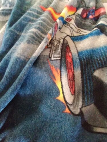 85x65" Batman blanket throw 100% poly - Picture 7 of 10