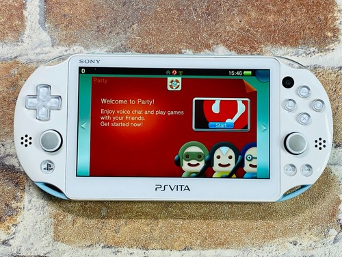 PS Vita Light Blue White PCH-2000 PlayStation Japan 8GB Charger Tested 1 Game Ex - Picture 4 of 24