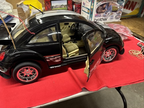 Volkswagen New Bright Beetle 1:6 Scale Radio Remote Control Car Tested & fully - Picture 5 of 7