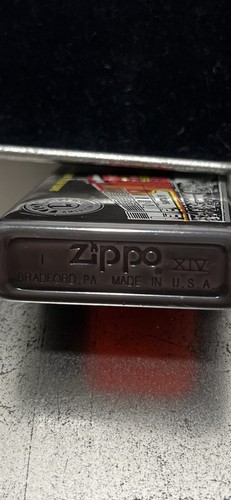 Vtg ZIPPO Lionel Santa Fe F3 Diesel Locomotive Lighter 1998 w/Tin NEW & SEALED - Picture 9 of 15