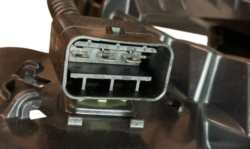 OEM ! RADIATOR FAN ASSEMBLY FOR 2017-2020 HYUNDAI ACCENT # 25380-H9000 Foto 4 de 4