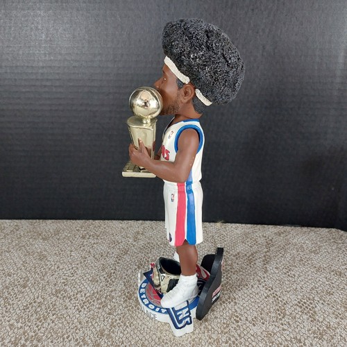 BEN WALLACE Detroit Pistons NBA Champ 10” Bobblehead Trophy Ring - NO BOX - Picture 3 of 8