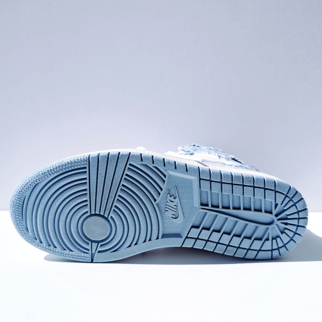 Nike WMNS Air Jordan 1 High OG Denim - メルカリ