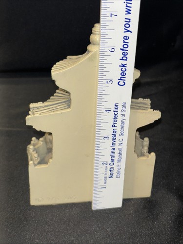 TMS 2003 Historical Wonders Imperial Palace of China Bookend EUC - Picture 9 of 10