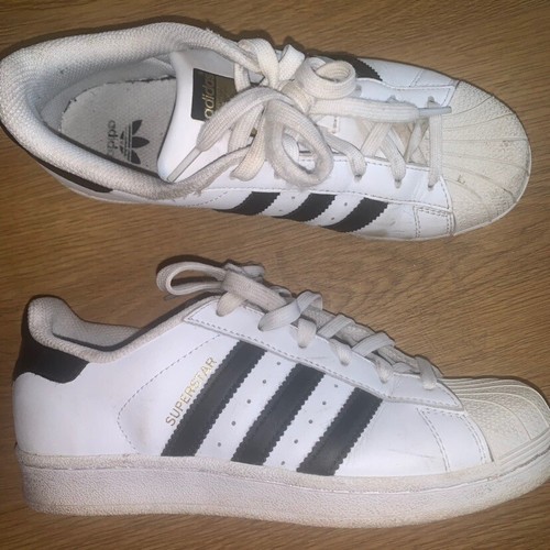 Adidas Originals Superstar Leder Sneaker - Größe UK 4,5. Unisex & sehr guter Zustand! - Bild 2 von 5