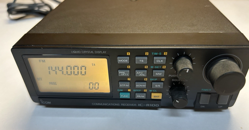 Receptor escáner de banda ancha Icom R100 R-100. Gobierno impecable y completo - Imagen 3 de 17