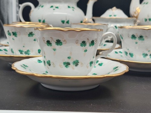 Biedermeier Gotha Porzellan Kaffee Service 8 Pers. Kleeblatt mit Goldranken - Bild 2 von 24