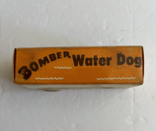 Texas Bomber Water Dog 2 1/2" Wood Vintage Diving Crankbait Fishing lure - Picture 2 of 9