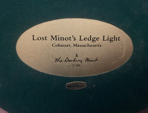 Danbury Mint Lost Minor’s Ledge Lighthouse - Picture 5 of 5