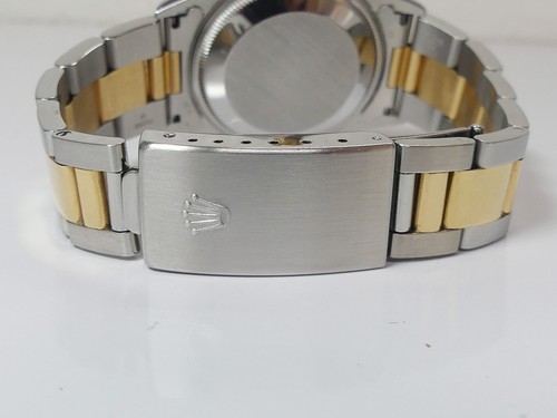 Rolex SS/18K Date Unisex 34mm black dial, Oyster band 15223 "D" 2005 - Picture 6 of 14