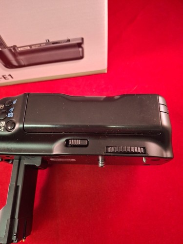 Canon BG-E1 Battery Grip for EOS 300D Camera Boxed - Picture 6 of 7