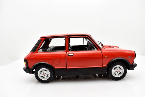 Modellino auto scala 1:24 Autobianchi A112 Abarth modellismo statico collezione - Foto 6 di 7