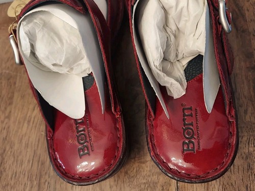 NEW Born Shoes Della Burgandy Patent Leather Clogs Size 9 Slip On Comfort In Box - Picture 6 of 10