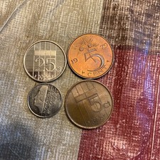 4 Netherlands, 2000 25 Cents , 1979, 1982 5 Cents, 1985 10 Cents  Coins