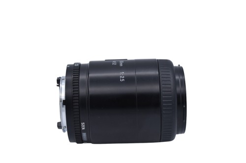 Tamron SP 90mm f/2.5 Macro Lens for Nikon, with Caps and Hood - Picture 5 of 5