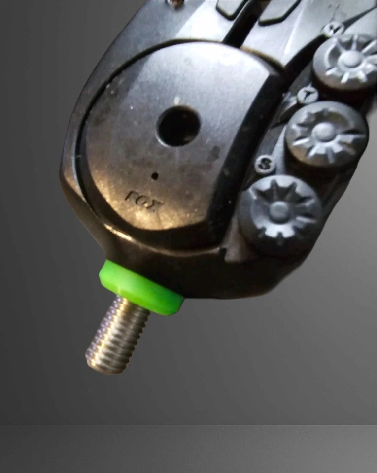 Tuercas personalizadas inferiores de alarma Fox RX+ - 4 mm de grosor - Tuercas de tornillo personalizadas de colores x4 Foto 2 de 4