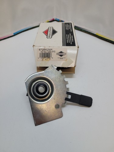 OEM NOS Briggs & Stratton Height Adjustment 8"FD 672642MA - Picture 1 of 5