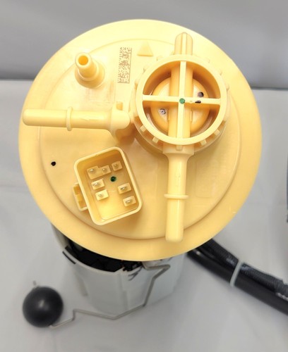Bosch Fuel Pump Module 1582980141 For Volvo S60 V70 S80 XC70 XC90 2004-2007 - Picture 3 of 10