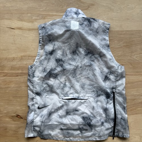 Nike Tech Transform Water Repellent Running Black Gray Vest BV5679-065 Mens XL - Picture 5 of 11
