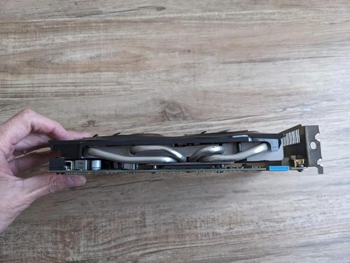 GIGABYTE GV-N560OC-1GI GTX 560 Ti 1GB GDDR5 Dual DVI Mini HDMI Graphics Card - Picture 7 of 7