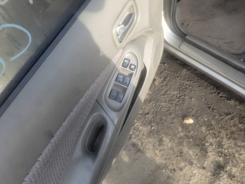 Motor de ventana eléctrica izquierda del conductor para 01-06 SENTRA 1389050 - Imagen 7 de 14