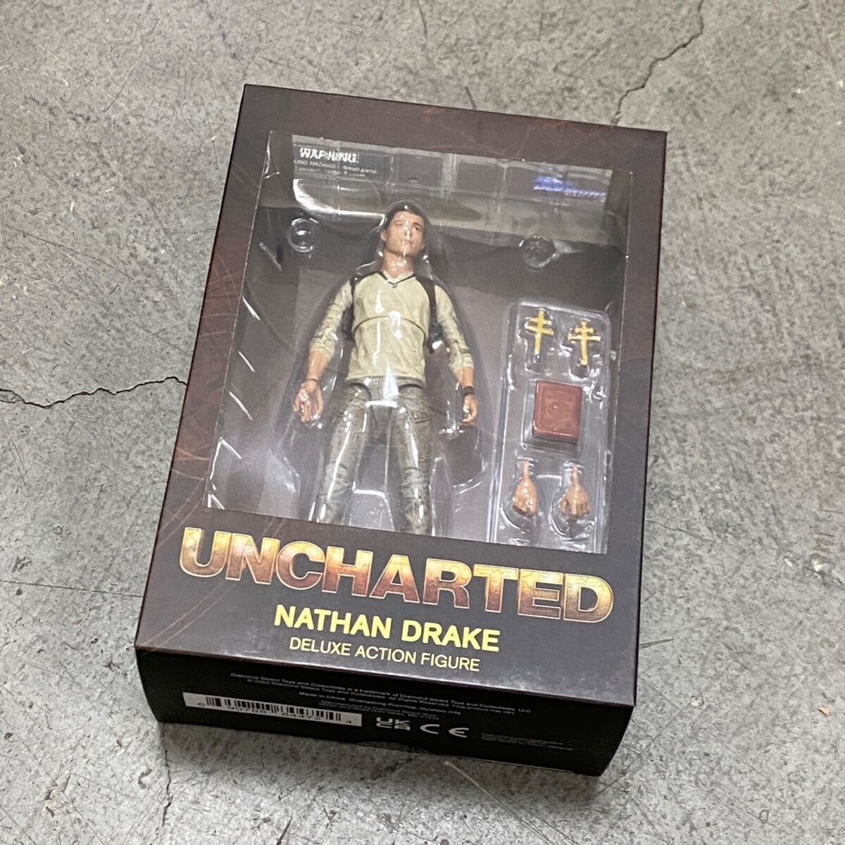 Nathan Drake Deluxe Action Figure