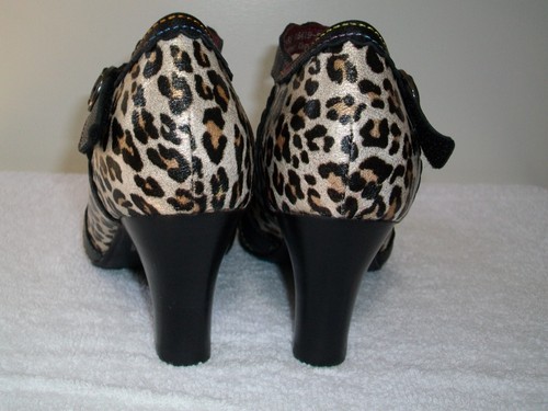 Women's L'Artiste by Spring Step Mystique Leather Pumps Black/Animal Print 38M - Picture 7 of 9