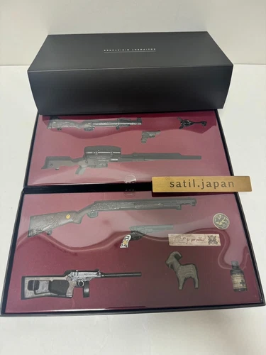 [USED] Resident Evil Village Village of Shadows Equipment Miniatures Only
