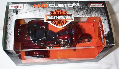 Modellino bici 1:12 Harley Davidson CVO Tri Glide di Maisto in marrone 32337 in scatola - Foto 2 di 2