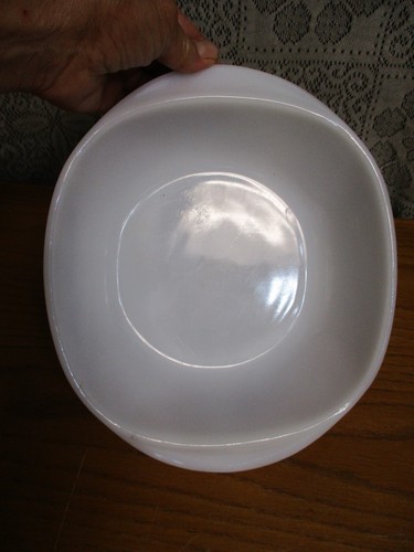 Vintage Dynaware Pyr-O-Rey Brown Daisy Casserole Dish - Picture 3 of 8