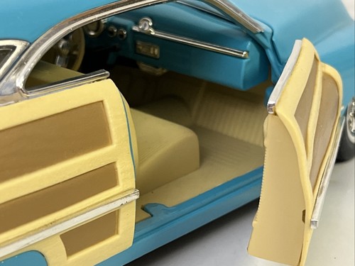 Hot Wheels 1999 Custom Mercury Wood 1:18 azul bonito Elwoody - Imagen 4 de 8