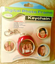 Vintage 2008 Digital Concepts 12690 Digital Photo Keychain w/1.5" Monitor, Red