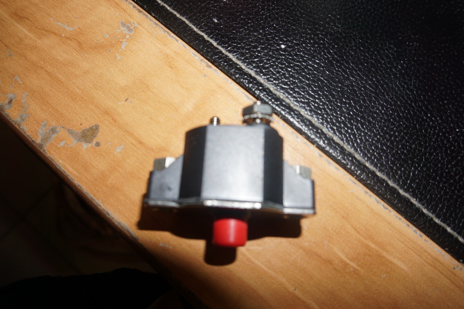 Picture 3 of 4