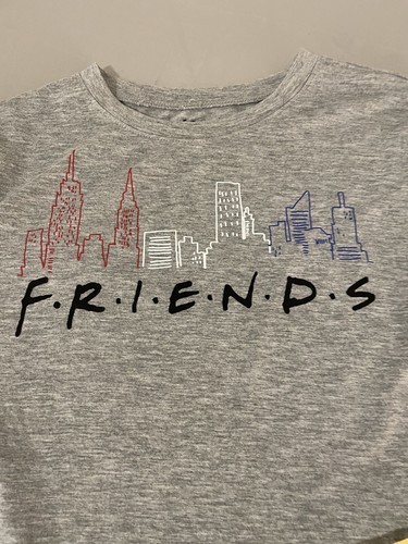 Womens Juniors XS 1 Shirt Friends the Television Show NWT - Picture 3 of 4