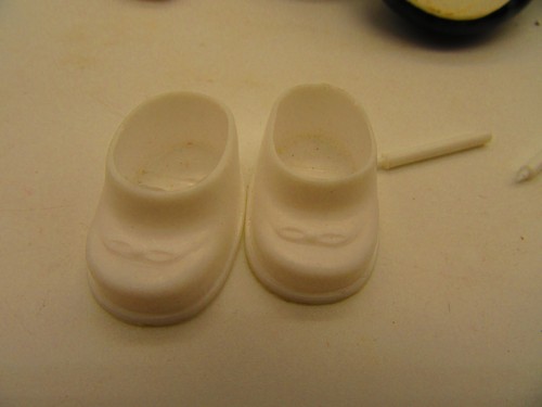 Vintage Doll Shoes and pair of socks - Picture 3 of 10
