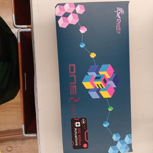 Ducky One 2 Mini RGB LED USB Mechanical Keyboard - Picture 3 of 10