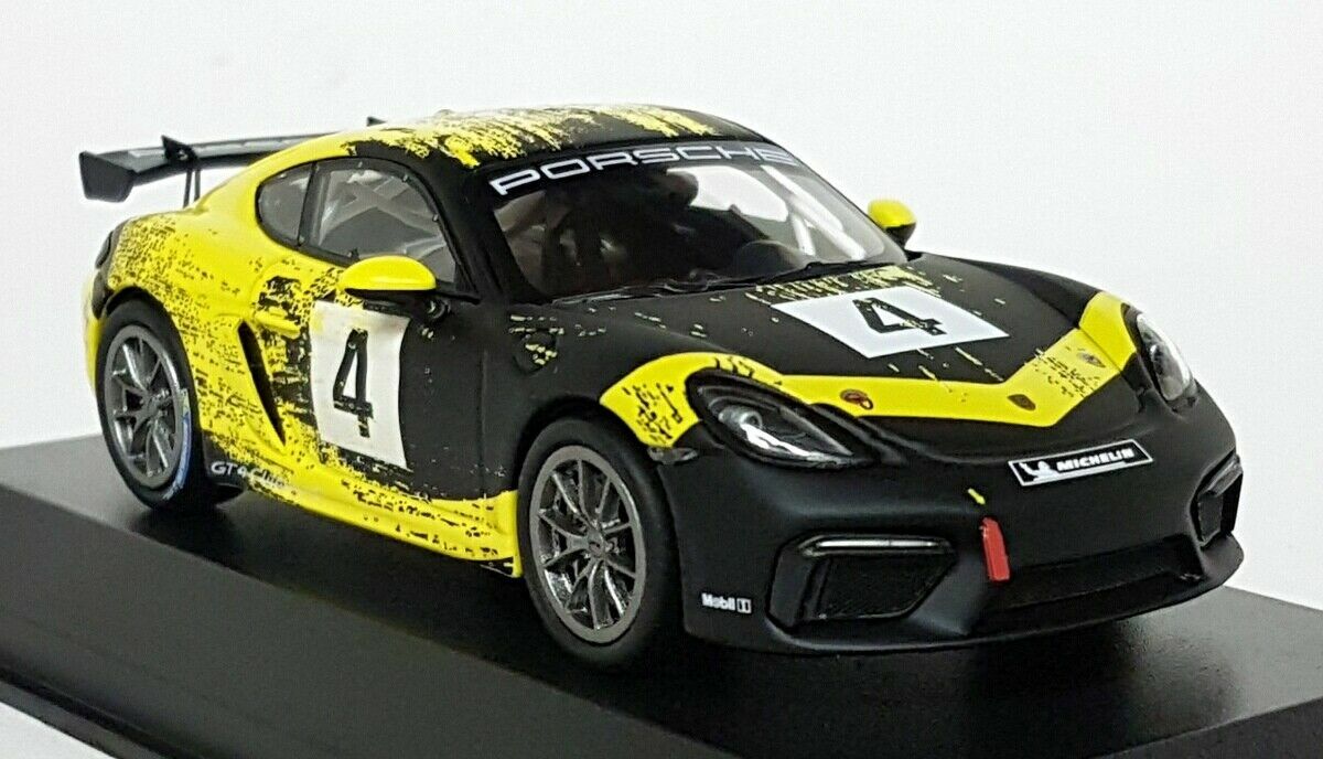 Porsche 718 Cayman GT4 Clubsport Typ 982 #4 Forza Minichamps