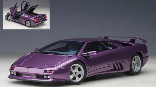 AutoArt Lamborghini Diablo SE30 1993 metallic lila - Bild 3 von 6