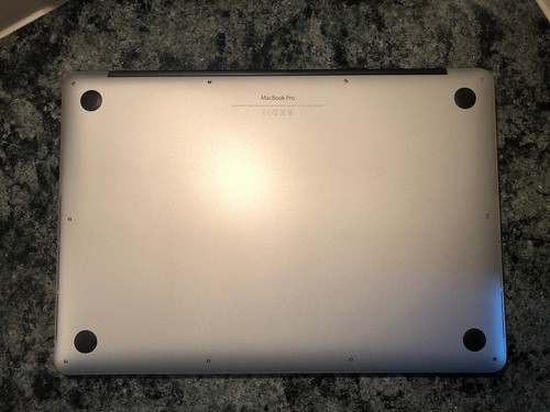 Apple MacBook Pro 2014, 15 Zoll Retina  i7 2,2 GHz 16GB Ram 512GB SSD - Bild 3 von 8