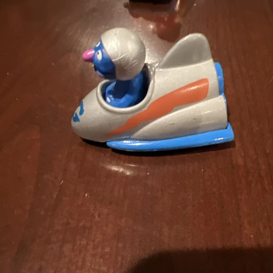 Sesame Street Playskool Vintage 1981 Ernie Camión de Bomberos Grover Nave Espacial Die Cast Foto 3 de 4