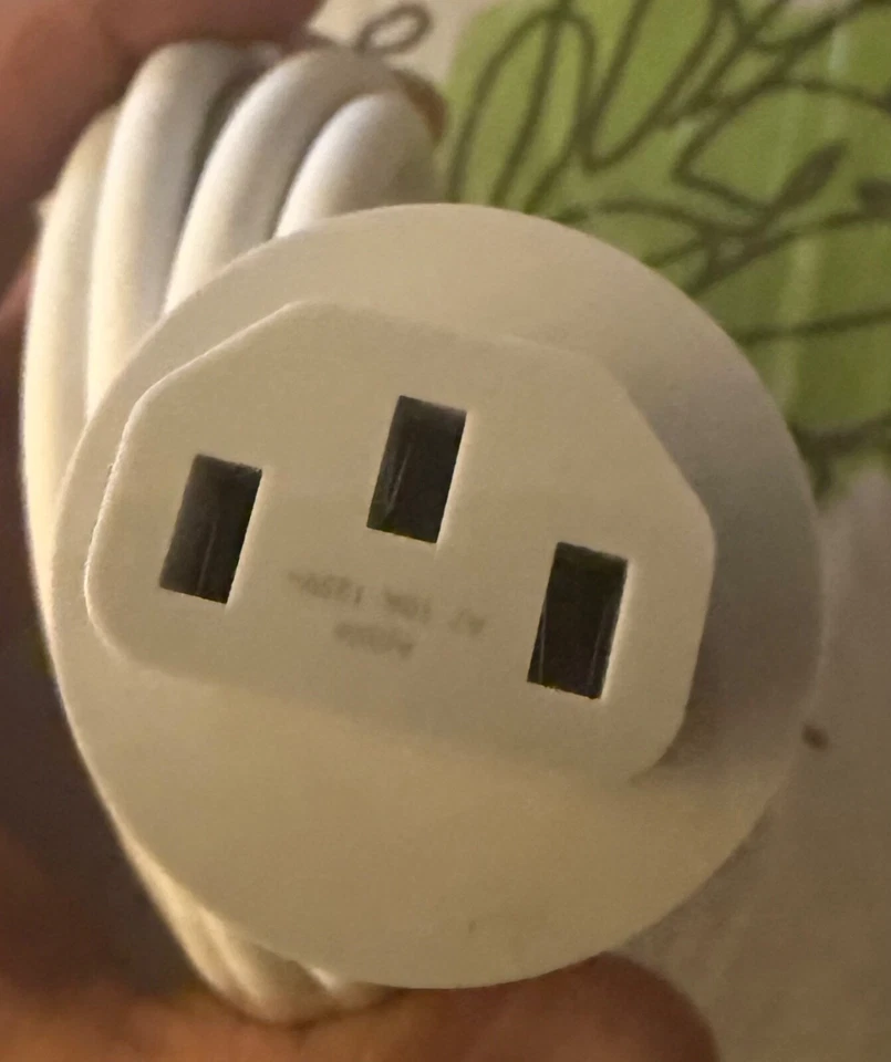 AC POWER CORD iMac 21.5 A1418 27 A1419 2012 2013 2014 2015 2017 A2115 A2116 2019 - Image 2 of 3