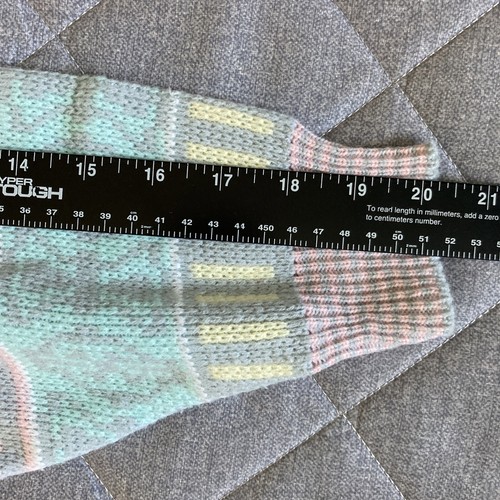 Women’s Pastel Knit Multicolor Sweater Size Medium Acrylic Vintage Grandma - Picture 9 of 9