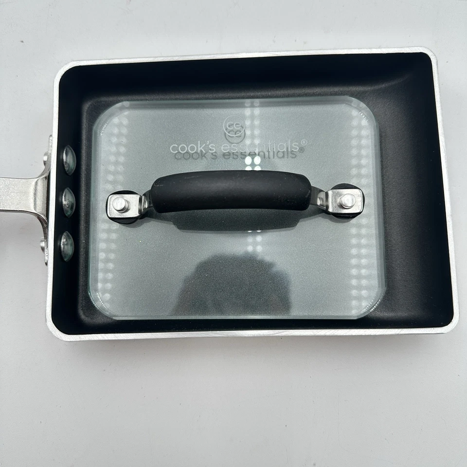 Japanese Skillet: Cooks Essential, Porcelain Enamel, Aluminum Nonstick w/Lid - Image 3 of 4