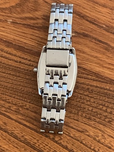 Vintage Swiss Made Bulova C877634 Quartz WR Ladies Bracelet Watch - 26mm - Picture 3 of 4