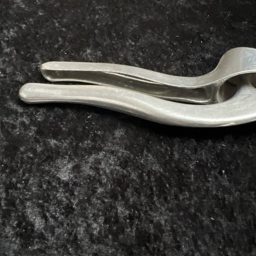 (#809). Vintage Garlic Press Cast Aluminum Embossed "Italy" Rustic Retro - Picture 9 of 11