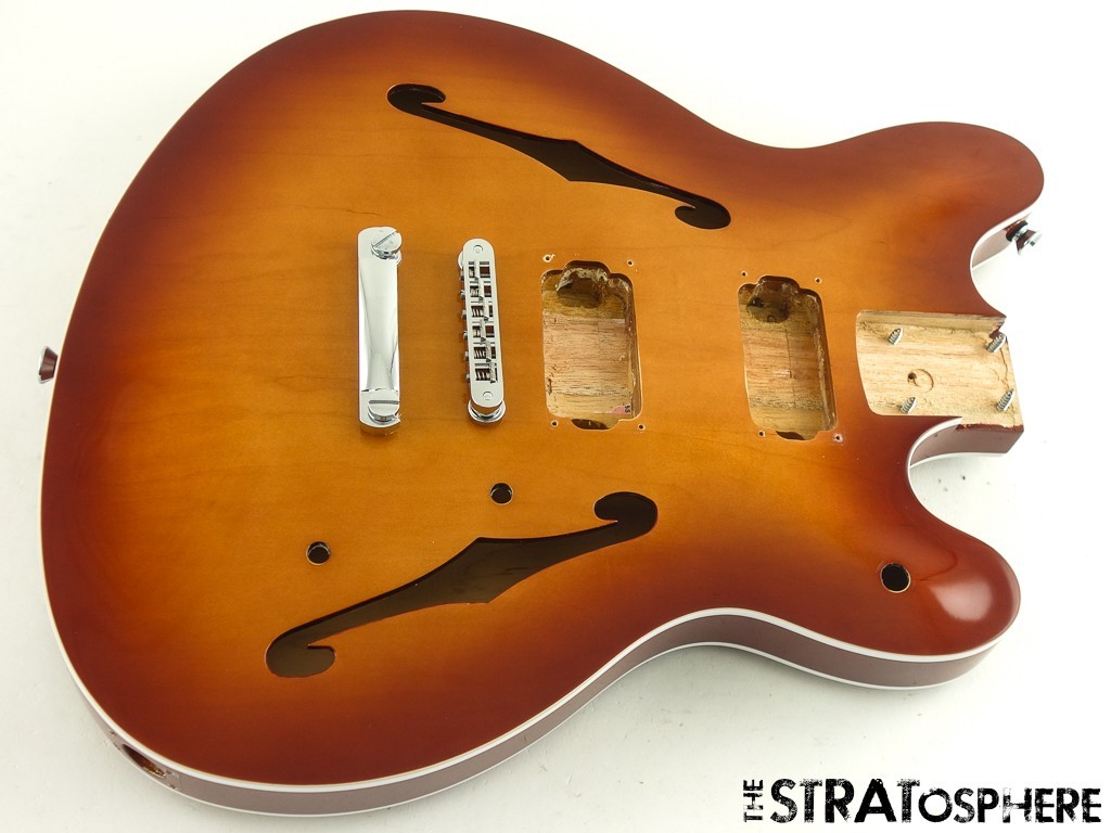 Squier Starcaster サンバースト Squier Classic Vibe Starcaster - 3-color sunburst Semi-hollow